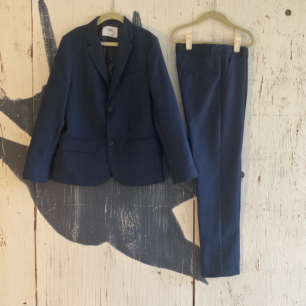 ZARA KIDS TEXTURE WEAVE TAILORED SUIT IN MIDNIGHT NAVY SZ: 10